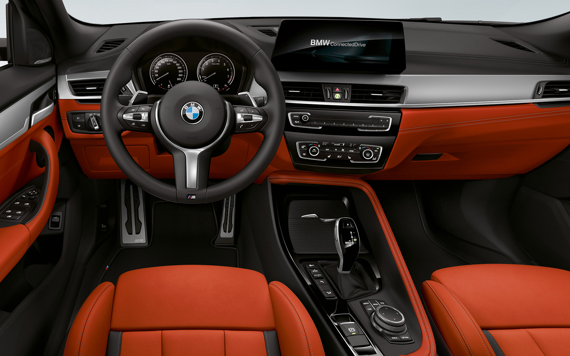 Volante M Sport de cuero BMW X2 M35i (F39) interior